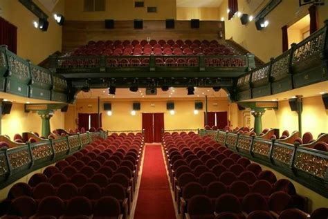 santoña este fin de semana|Teatro Casino Liceo de Santoña 